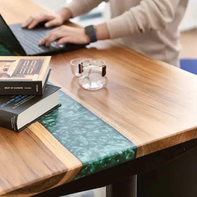 ฟิล์มกันรอยบนเคาน์เตอร์ครัว