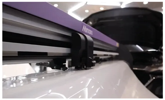 เครื่องตัดฟิล์มกันรอย