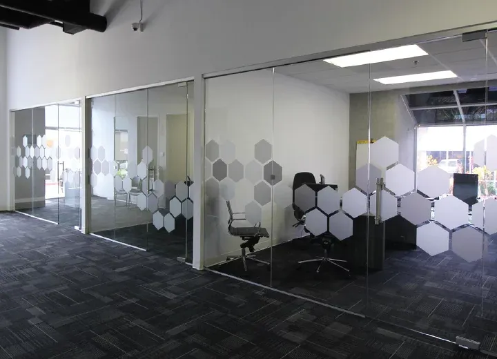 บริการติดตั้งฟิล์ม