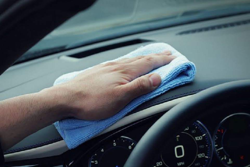 car-interior-retailing